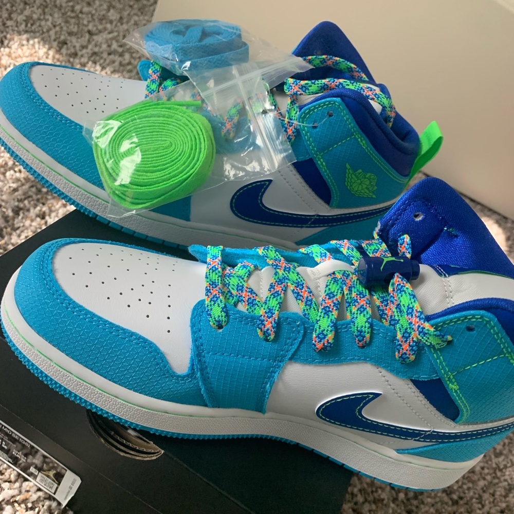 NIKE Air Jordan 1 SE Blue